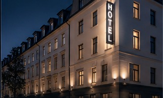 Hotelgebäude bei Nacht — Betriebsaufspaltung 2001